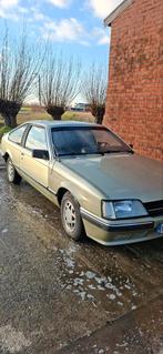 Opel monza 1984 2.5se 100kw/136pk 143703km, Auto's, Oldtimers, Achterwielaandrijving, Particulier, 2 deurs, Velours
