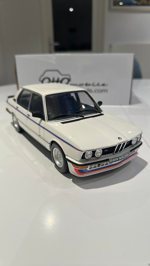 BMW M535I E12 OT 139 1/18 en boîte, Enlèvement ou Envoi, Comme neuf, Voiture, OttOMobile