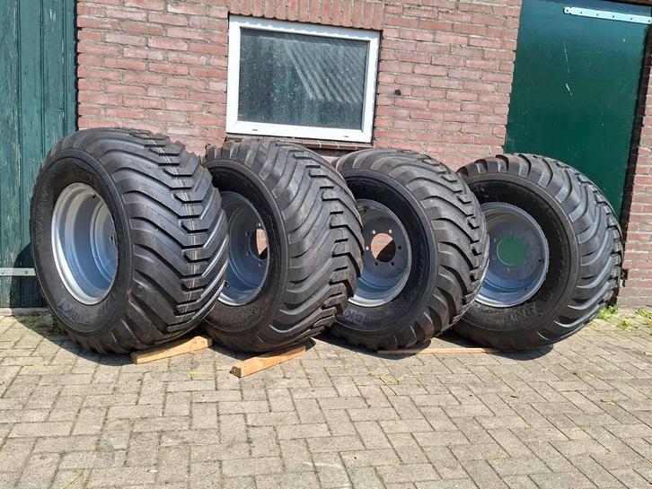 BKT 500/55-20 landbouw banden/wielen dumper/kipper/kraan, Zakelijke goederen, Landbouw | Werktuigen, Ophalen