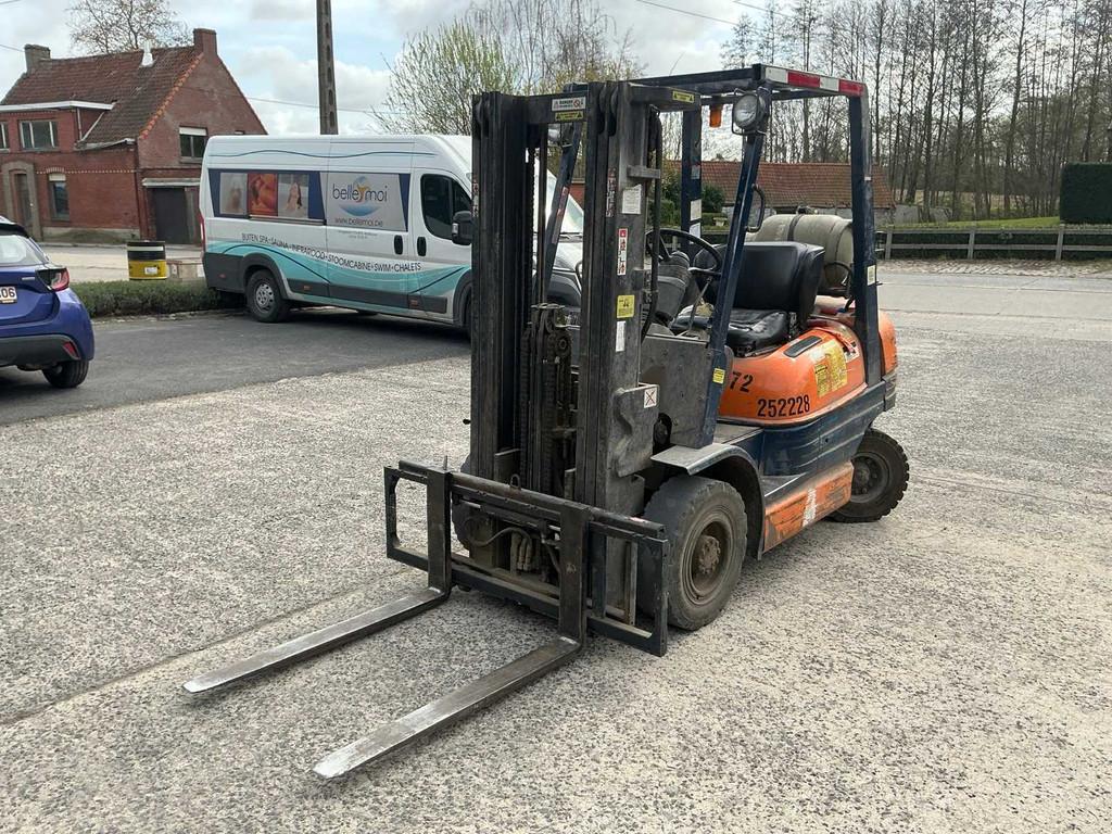 Élévateur Toyota 42-6F GU25, Articles professionnels, Machines & Construction | Chariots élévateurs & Transport interne, Chariot élévateur