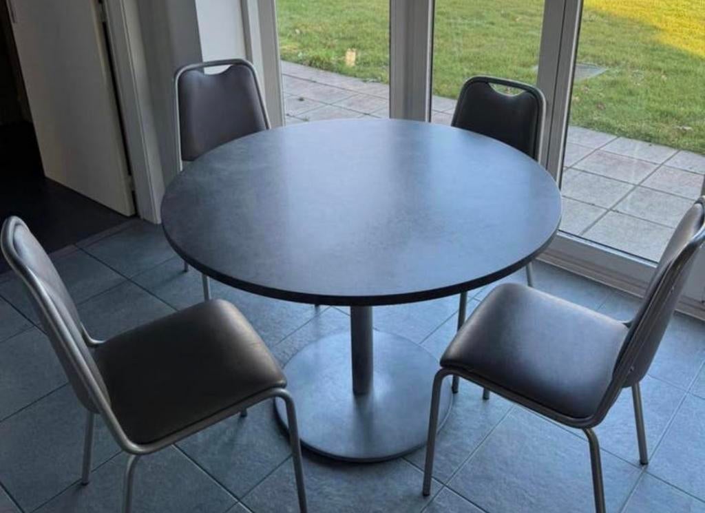EETTAFEL ZONDER STOELEN, Ophalen, Zo goed als nieuw, Eettafel