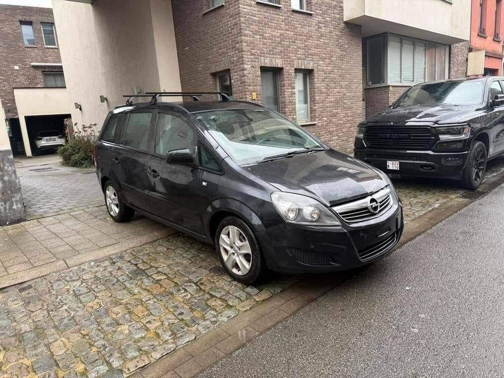 OPEL ZAFIRA / 1.7 D ECOFLEX / 7ZIT / MOTOR SCHADE / EXPORT, Voorwielaandrijving, Euro 5, Zwart, 4 cilinders