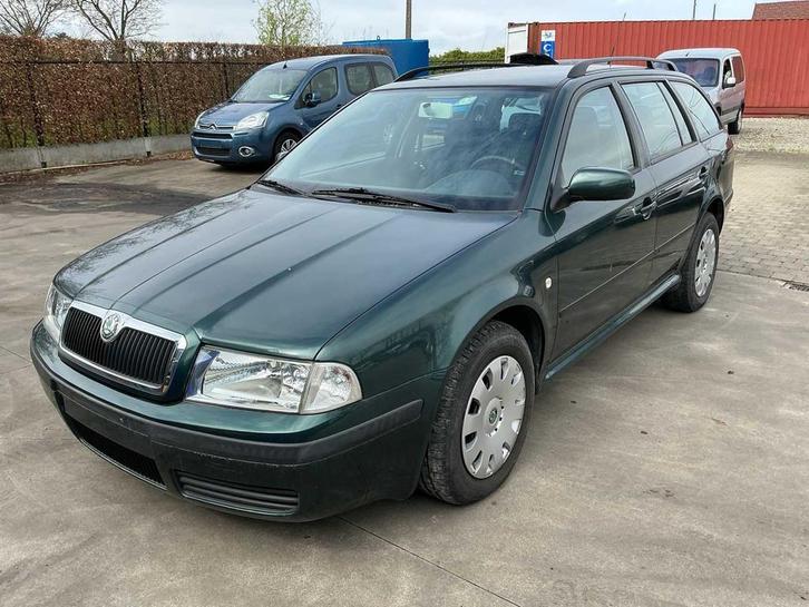 Skoda Octavia Combi 1.6 Édition Équipe 2007, Autos, Skoda, Entreprise, Octavia, Essence, Euro 4, Autre carrosserie, Boîte manuelle