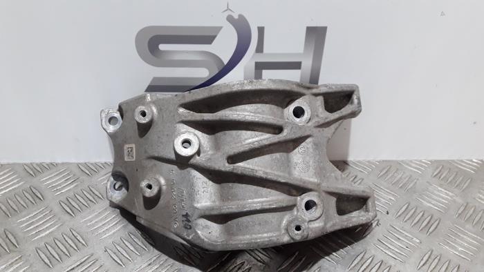 Support cardan d'un Mercedes A-Klasse, Autos : Pièces & Accessoires, Freins & Transmission, Mercedes-Benz, Utilisé, 3 mois de garantie