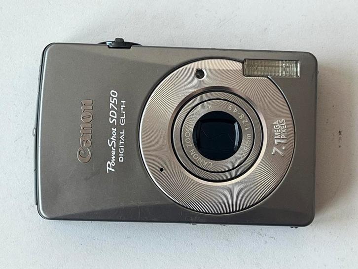 Canon PowerShot SD750 (IXUS 75) - Vintage / Pour pièces, Audio, Tv en Foto, Fotocamera's Digitaal, Zo goed als nieuw, Canon, Ophalen of Verzenden