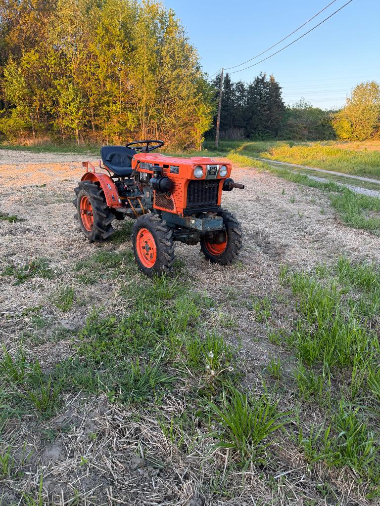 ***magnifique mini-tracteur Kubota b6001 17hp 3cil 4x4 ***, Enlèvement ou Envoi