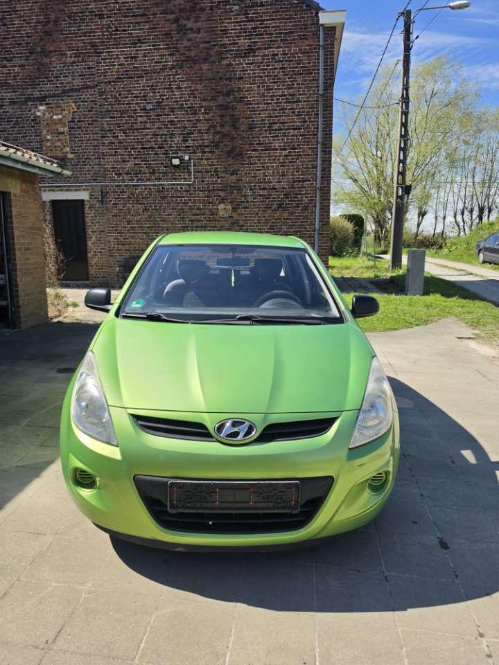 Hyundai i20 prete a immatriculer garantie, Auto's, Hyundai, Bedrijf, Te koop, i20, Boordcomputer, Benzine, Handgeschakeld, Onderhoudsboekje