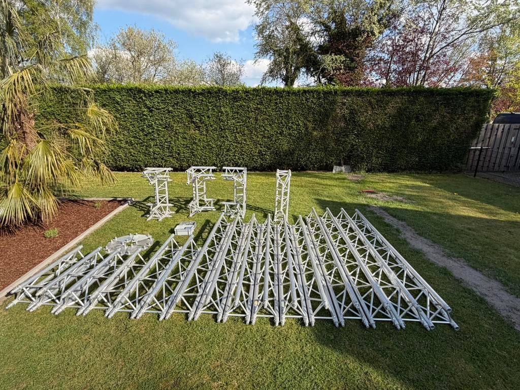 Lot truss, Ophalen, Zo goed als nieuw