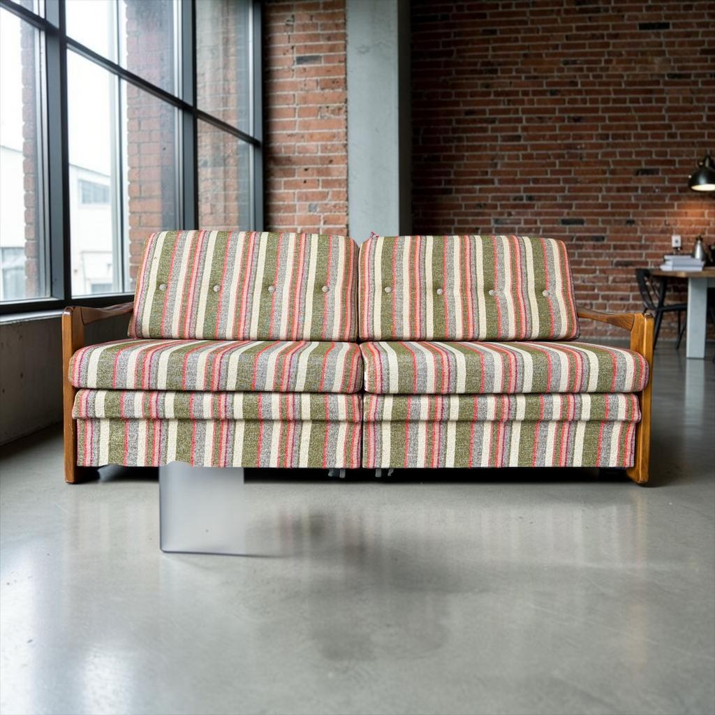 Siège/canapé/canapé-lit vintage en bois, Antiquités & Art, Enlèvement