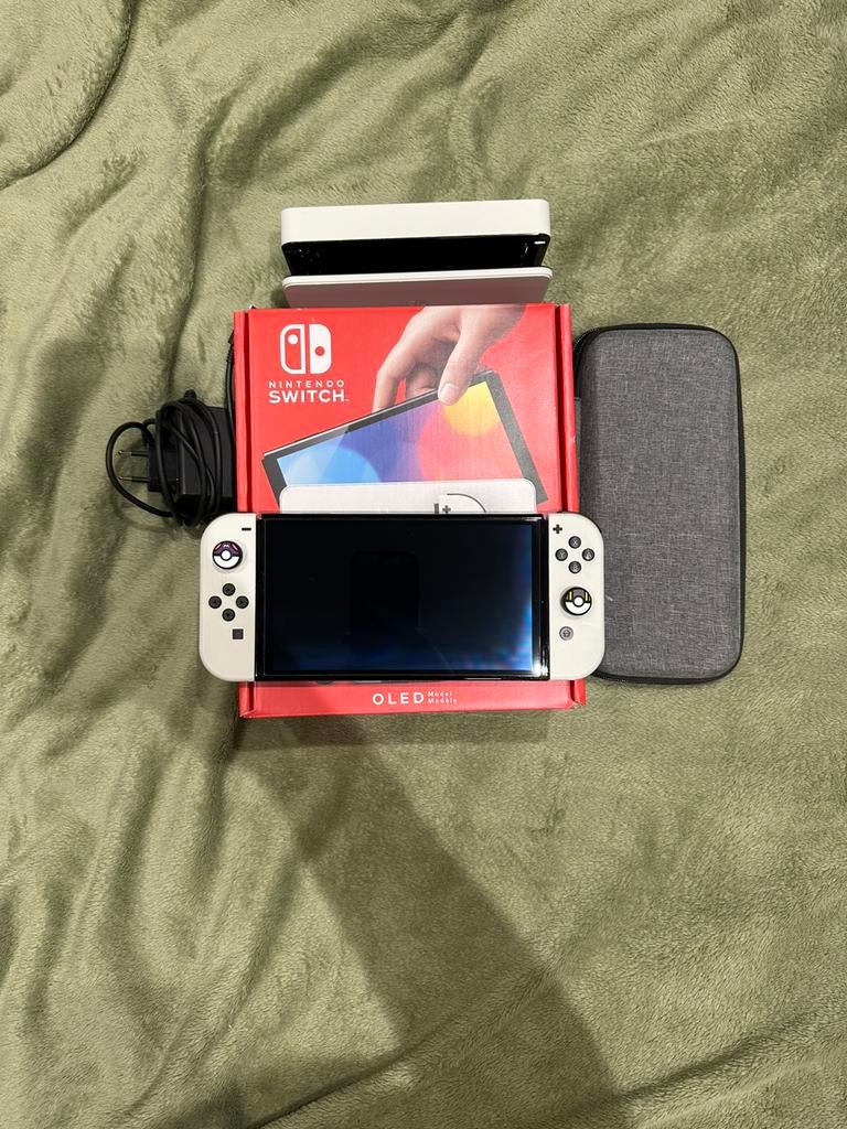 Nintendo Switch OLED te koop in perfecte staat, Games en Spelcomputers, Spelcomputers | Nintendo Switch, Zo goed als nieuw, Switch OLED