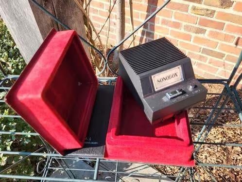 Vintage Sonobox — Module audio pour encyclopédie, Enlèvement