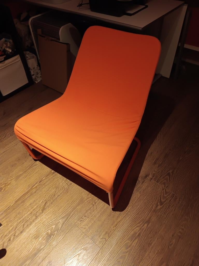 Relaxstoel oranje IKEA, Ophalen