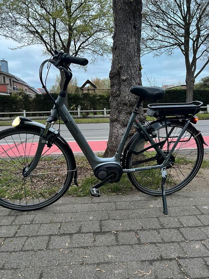 Elektrische fiets gazelle met bosch middenmotor, Fietsen en Brommers, Elektrische fietsen, Zo goed als nieuw, Gazelle, Ophalen