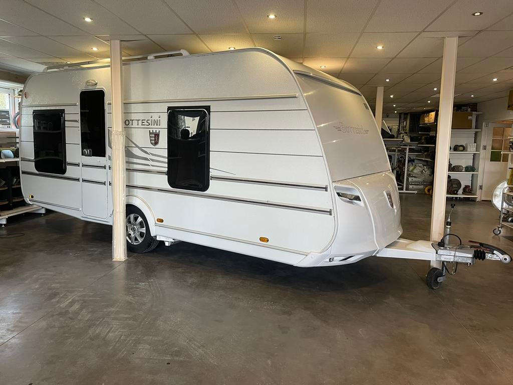Caravan Tabbert 480 TOP STAAT! Mover,Tent, overname mogelijk, Caravans en Kamperen, Caravans, Bedrijf, tot en met 4, Rondzit, Tabbert