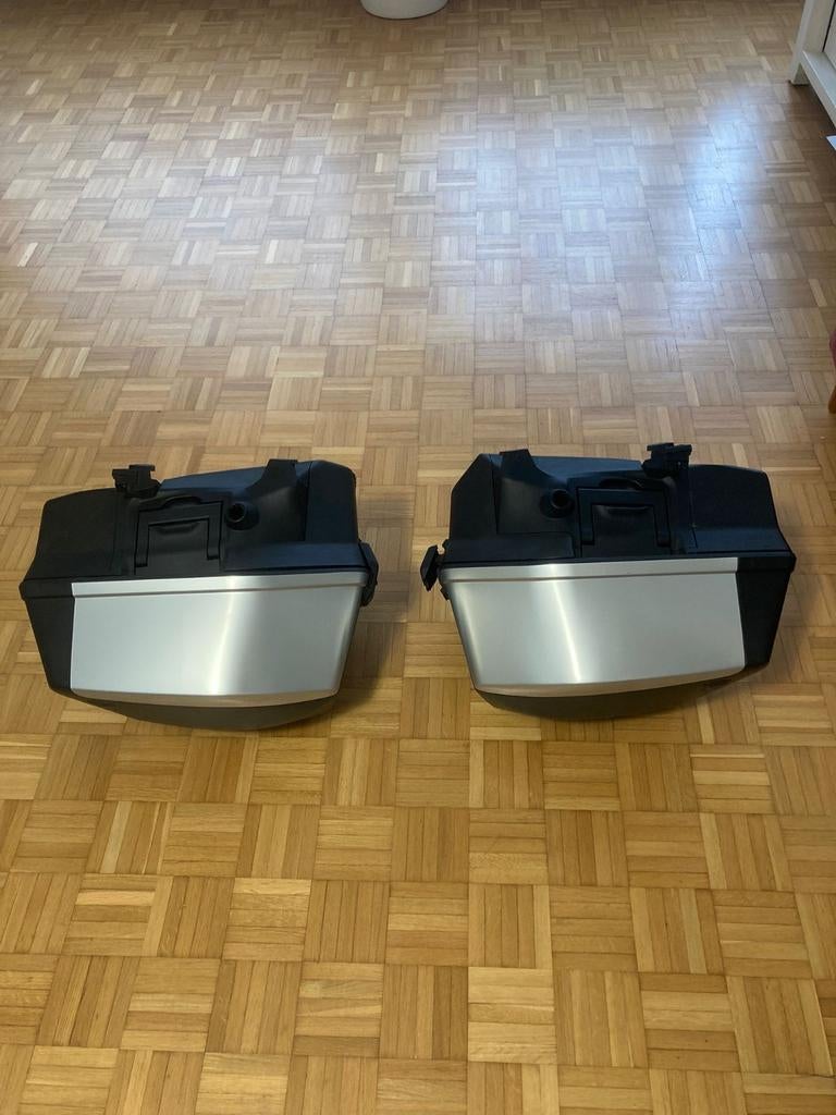 Ducati Koffrs, Ophalen of Verzenden