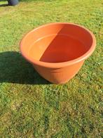 Grote Italiaanse bloempot in sterke  plastic., Ophalen, Tuin