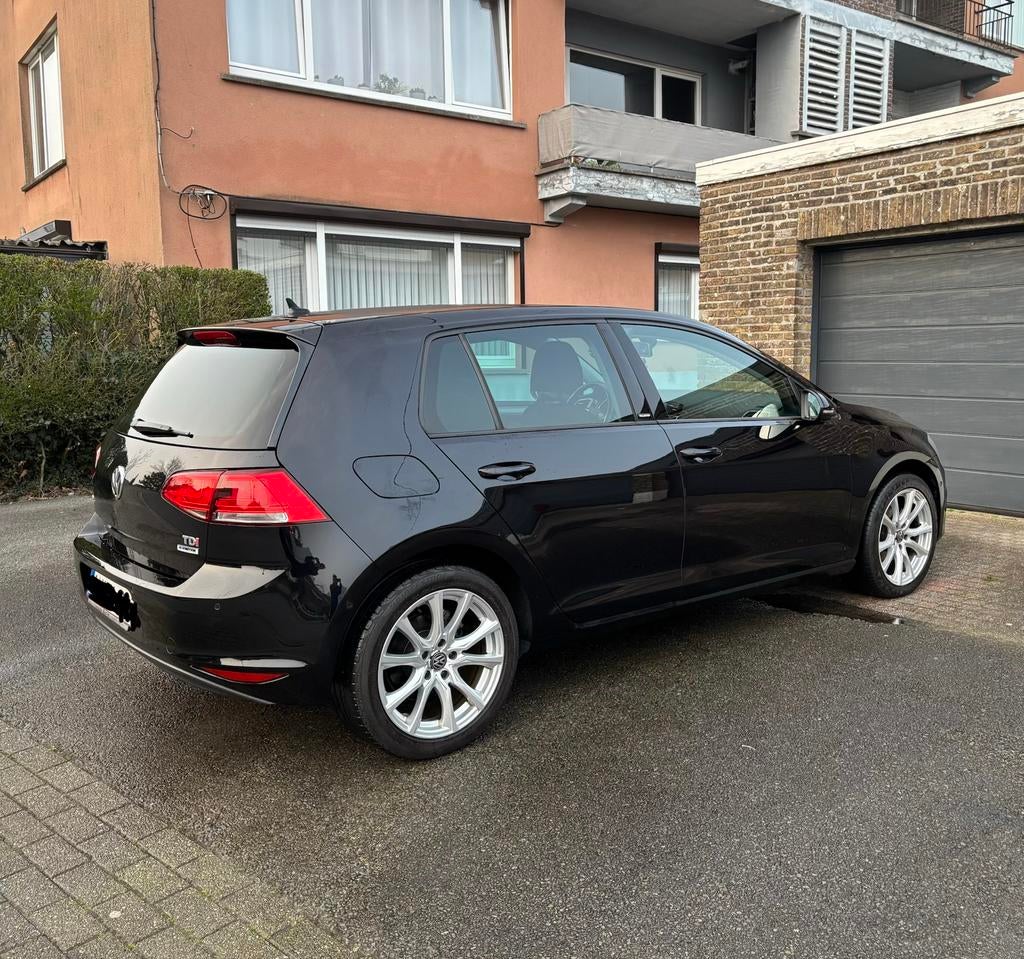 Golf 7 2016 1.6 10.700€ ALLSTAR 130000km diesel te koop, Auto's, 4 deurs, Zwart, Te koop, Stadsauto