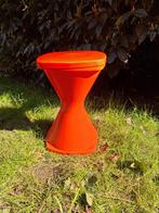 Barkruk jaren 60, Ophalen