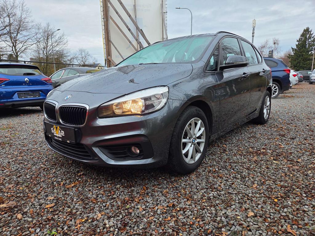 BMW 216 216d Active Tourer Aut. Advantage EXPORT/HANDELAAR, Auto's, Automaat, Gebruikt, 5 deurs, 3 cilinders