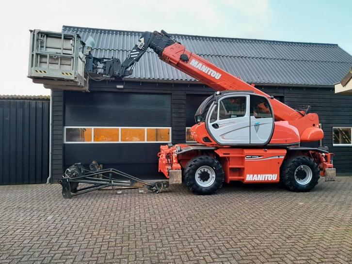 Manitou MRT 2150 Plus Privilege Remote - Manbasket - Winch, Articles professionnels, Machines & Construction | Grues & Excavatrices