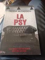 Livre la psy de Freida Mcfadden  ( femme de ménage), Livres, Enlèvement ou Envoi, Utilisé