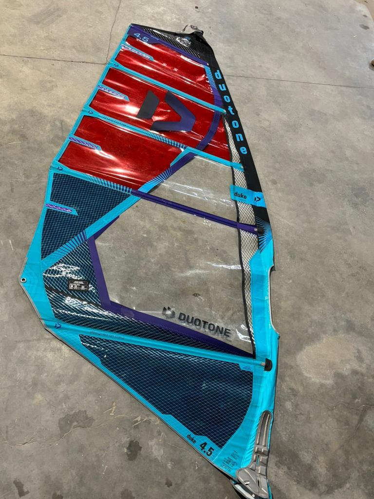 Duotone DUKE 4.5 - windsurf zeil, Watersport en Boten, Windsurfen, Ophalen, Zo goed als nieuw, Zeil