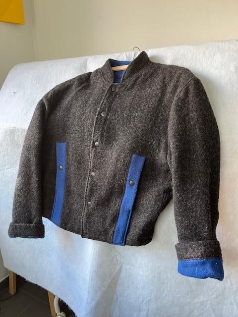 Jas wol in twee kleuren maat 48/50, Kleding | Dames, Ophalen, Blauw, Maat 46/48 (XL) of groter, Zo goed als nieuw