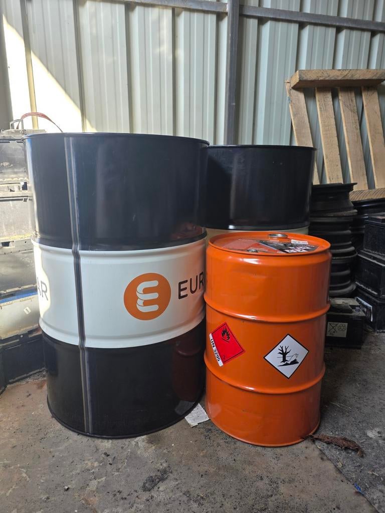 Baril a vendre (Pas d'huile usagés dedans), Ophalen