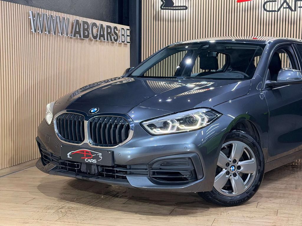 BMW 1 Serie 116 i * SPORT * GARANTIE 12 MOIS * 1ER PROP *, Autos, BMW, Argent ou Gris, Achat, Euro 6, Entreprise