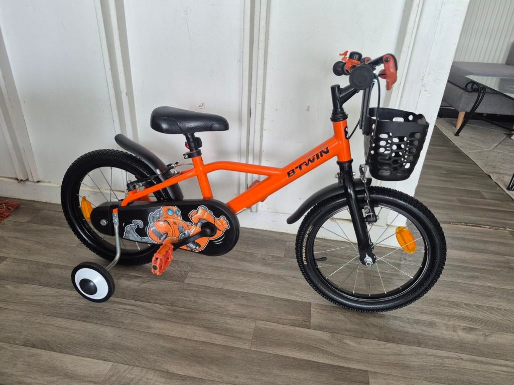 Vélo enfant 16pouces, Vélos & Vélomoteurs, Vélos | Vélos pour enfant, Utilisé, 16 à 20 pouces, Stabilisateurs, Enlèvement