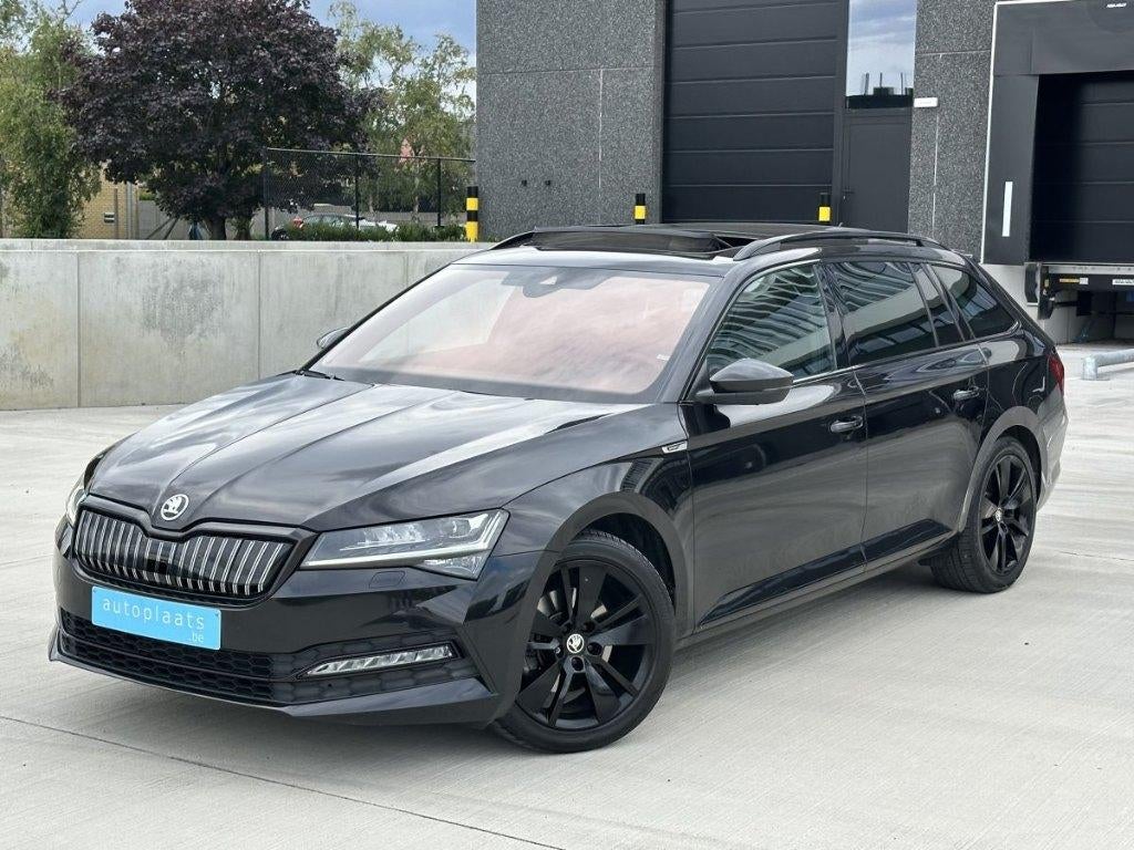 Skoda Superb IV Sportline 157pk Hybride 88038km 2020 FULL OP, Auto's, Skoda, 4 cilinders, 34 g/km, Zwart, 5 deurs