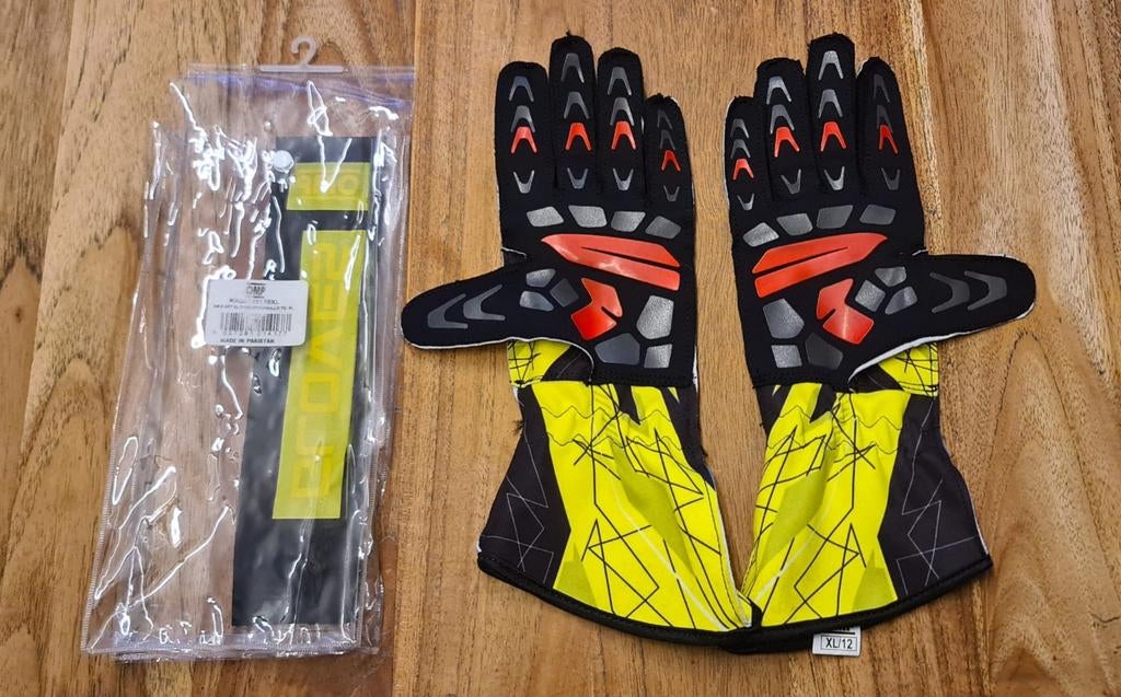 Nieuwe handschoen omp, Ophalen