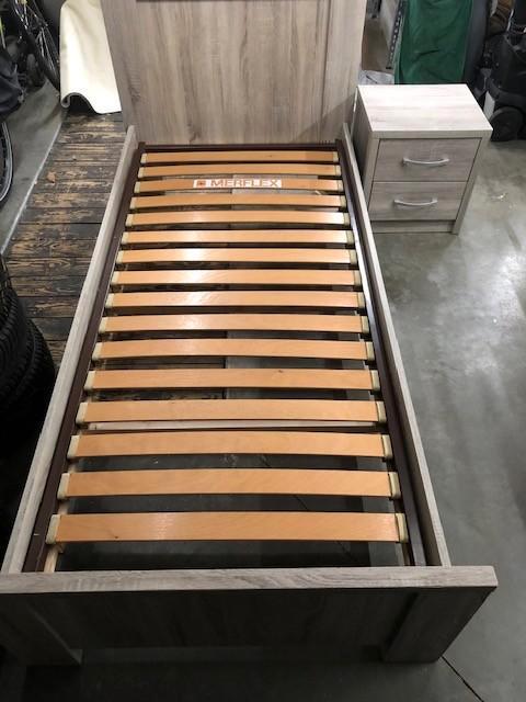 1 persoonsbed  90 x 200  stevig, Maison & Meubles, Chambre à coucher | Lits, Utilisé, Une personne, 90 cm, 200 cm, Bois, Enlèvement ou Envoi