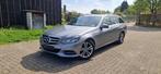 Mercedes Benz E200 van 2013, prima staat, gekeurd, Auto's, Mercedes-Benz, Euro 5, Zwart, Bedrijf, 5 deurs