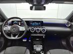 Mercedes-Benz A-klasse 180 Hatchback AMG Line | Panoramisch, Auto's, Mercedes-Benz, Stof, Gebruikt, 4 cilinders, 136 pk