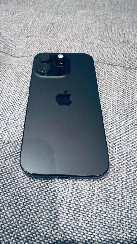 Iphone 16 pro 1 Tb zwart, Telecommunicatie, Mobiele telefoons | Apple iPhone, Zo goed als nieuw, 1 TB, iPhone 16, Zwart, Ophalen