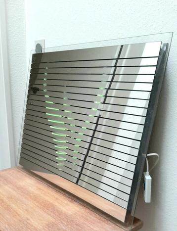 Miroir design avec éclairage LED, Enlèvement ou Envoi, Comme neuf, 50 à 75 cm, Moins de 100 cm