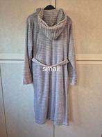 Badjassen voor dames maten vermeld. 8€ per stuk., Ophalen