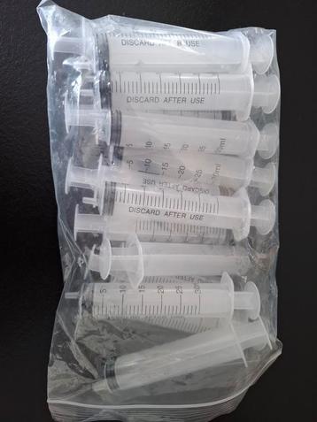15x spuit 30 ml nieuw beschikbaar voor biedingen