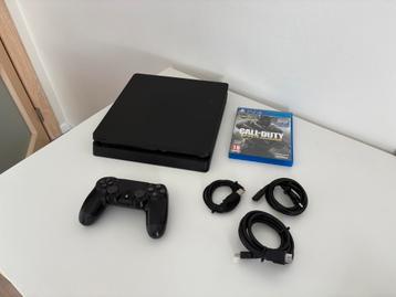 PS4 Slim (1Tb) + 1 Controller + 1 Game beschikbaar voor biedingen
