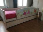 Eenpersoonsbed met lade voor loge en nachtkastje   250 euro, Lattenbodem, Zo goed als nieuw, 85 tot 100 cm, Ophalen