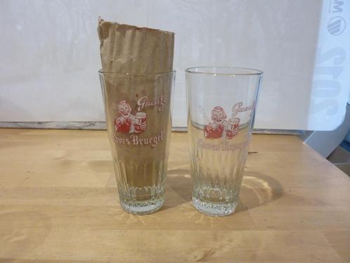 glazen vintage "Gueuze Caves Bruegel", Verzamelen, Glas en Drinkglazen, Zo goed als nieuw, Bierglas, Ophalen of Verzenden