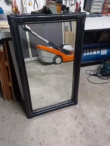 miroir avec cadre en bambou  beschikbaar voor biedingen
