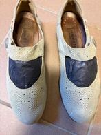 Schoenen Mobils maat 40, Beige, Overige typen, Zo goed als nieuw, Ophalen of Verzenden
