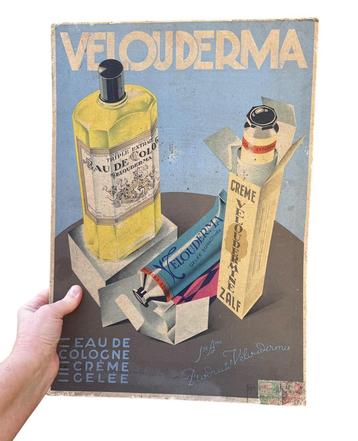 Kartonnen Reclamebord Velouderma beschikbaar voor biedingen