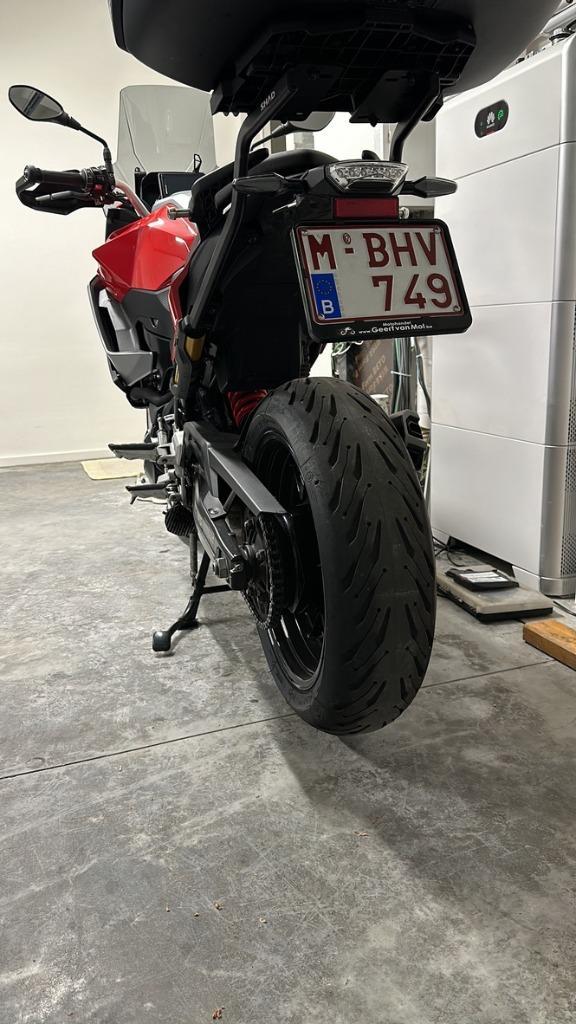 BMW 900 F 8500 + BTW 6005 kilometer, Motoren, Motoren | BMW, Particulier, Toermotor, meer dan 35 kW, 1 cilinder, Motorrijbewijs A