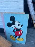 Mickey Mouse kader, Ophalen