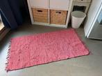 tapis fuchsia, Maison & Meubles, Ameublement | Revêtements de sol, Autres couleurs, Enlèvement, Utilisé, Tapis