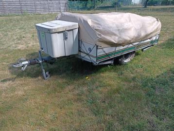 Aanhangwagen (geremde campingcar) beschikbaar voor biedingen