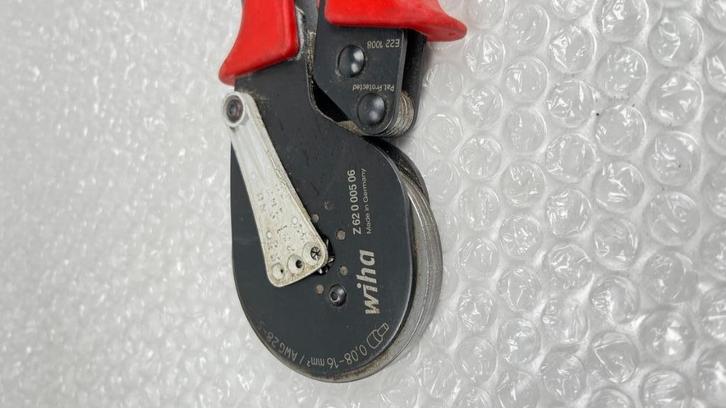 Wiha 262 0 005 06 Krimptang Adereindhulzen 0,08 tot 16 mm², Doe-het-zelf en Bouw, Gereedschap | Handgereedschap, Zo goed als nieuw